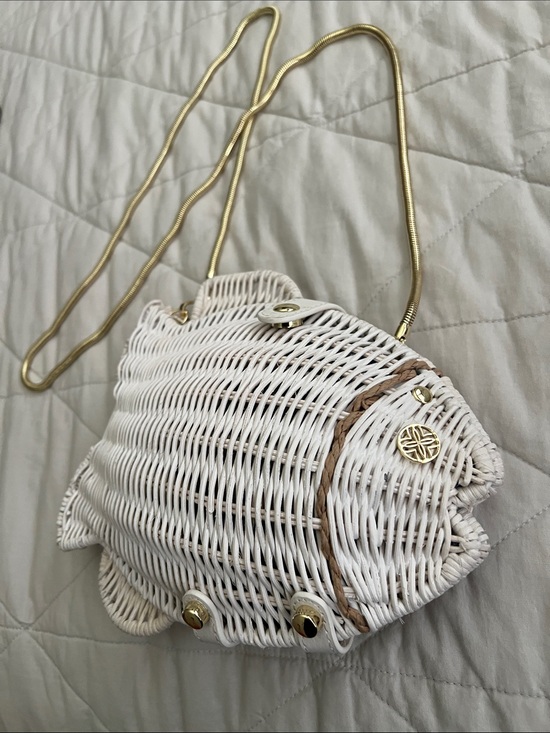 Lilly Pulitzer Handbags - Lilly Pulitzer Fish Crossbody Bag unworn